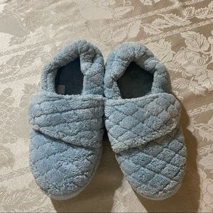 Acorn slippers